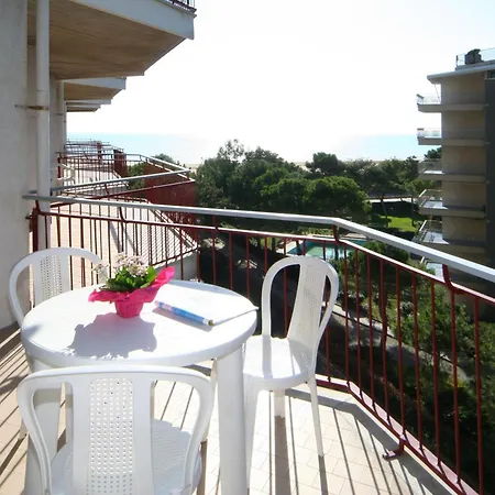 Cristallo Apartment