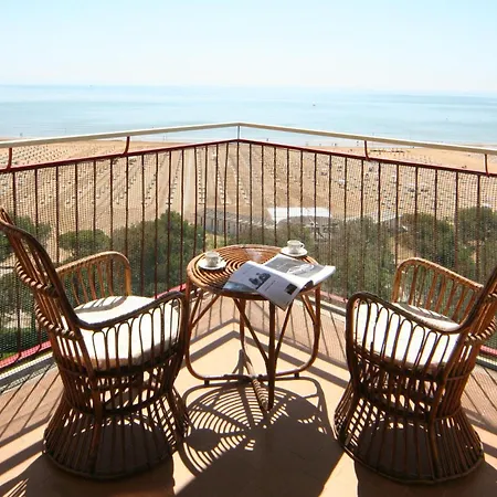 Cristallo Apartment *